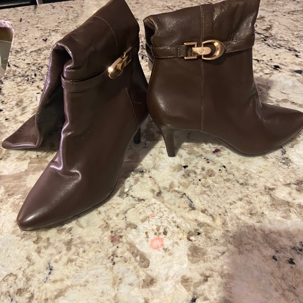 Brown boots
